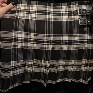 Classic Black and White Plaid Skirt